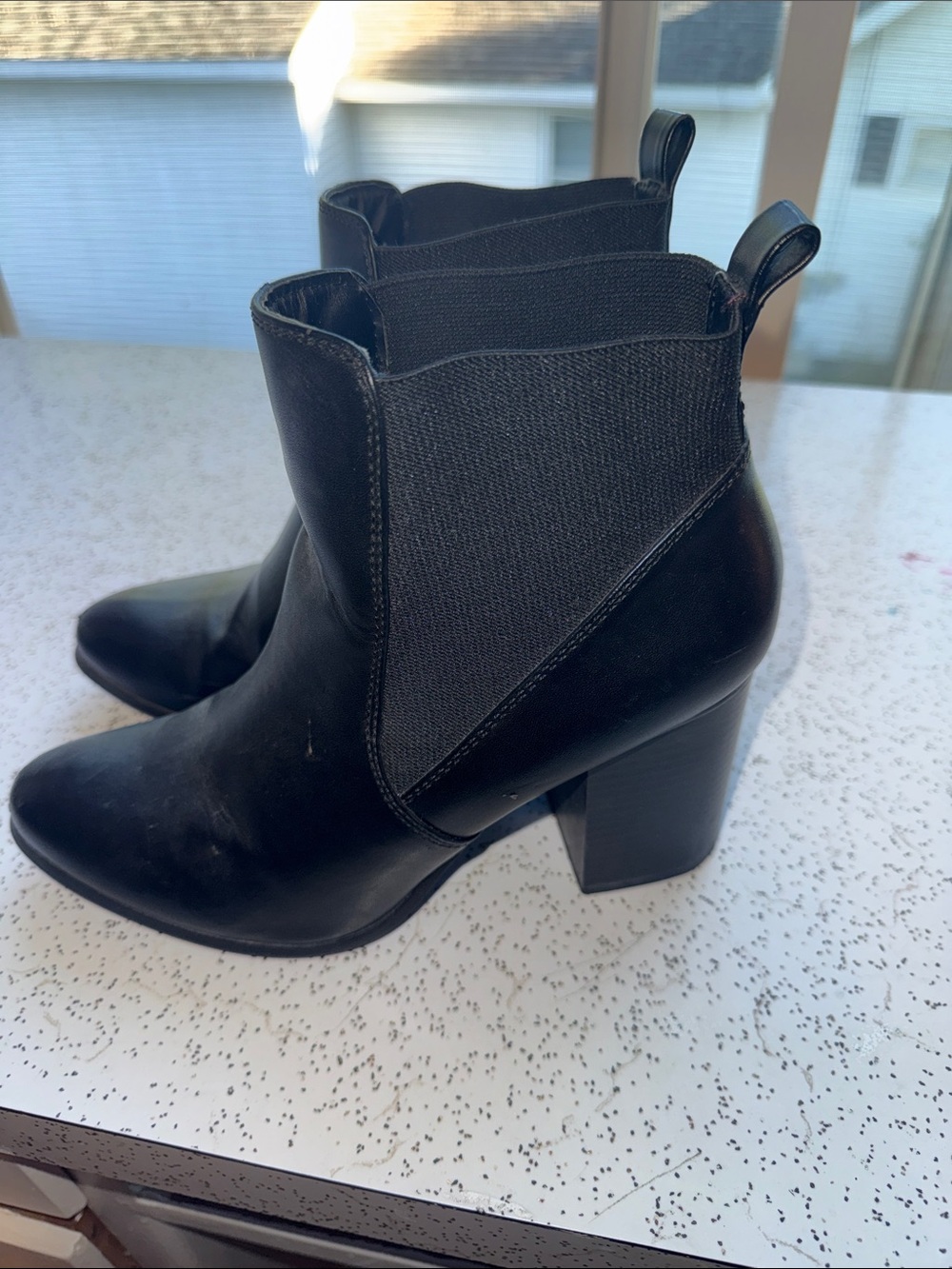 Forever 21 Black Chelsea Block Heel Booties